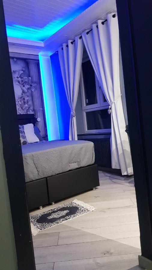 Le Petit Luxembourg Apartment Montignies-sur-Sambre Exterior foto