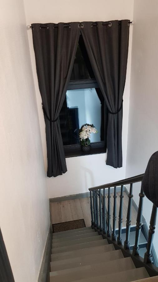 Le Petit Luxembourg Apartment Montignies-sur-Sambre Exterior foto