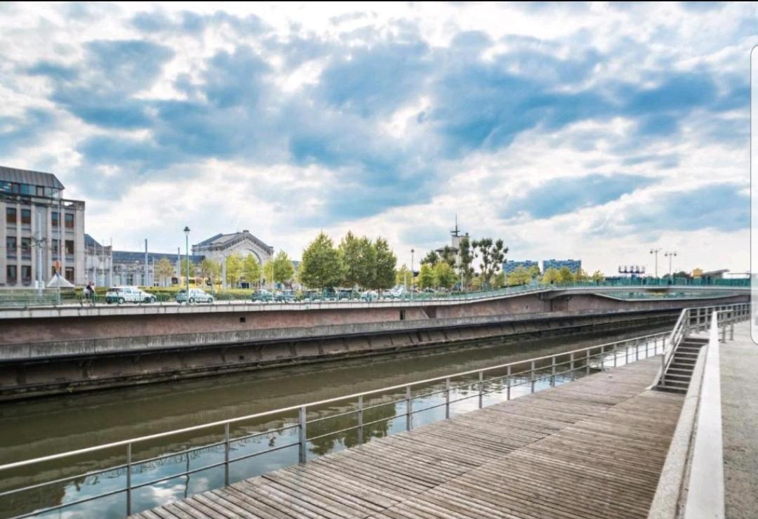 Le Petit Luxembourg Apartment Montignies-sur-Sambre Exterior foto