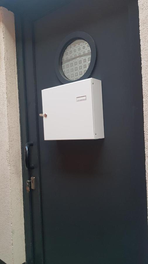 Le Petit Luxembourg Apartment Montignies-sur-Sambre Exterior foto